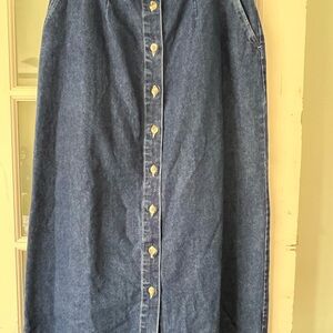 Vintage Cabin Creek Denim Button-Down Skirt with pockets